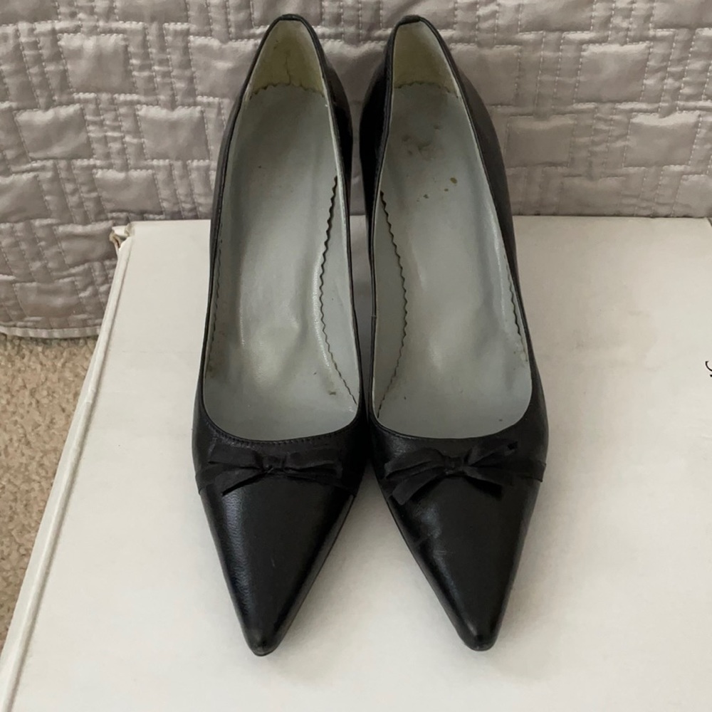BCBG stiletto heels pumps 6
